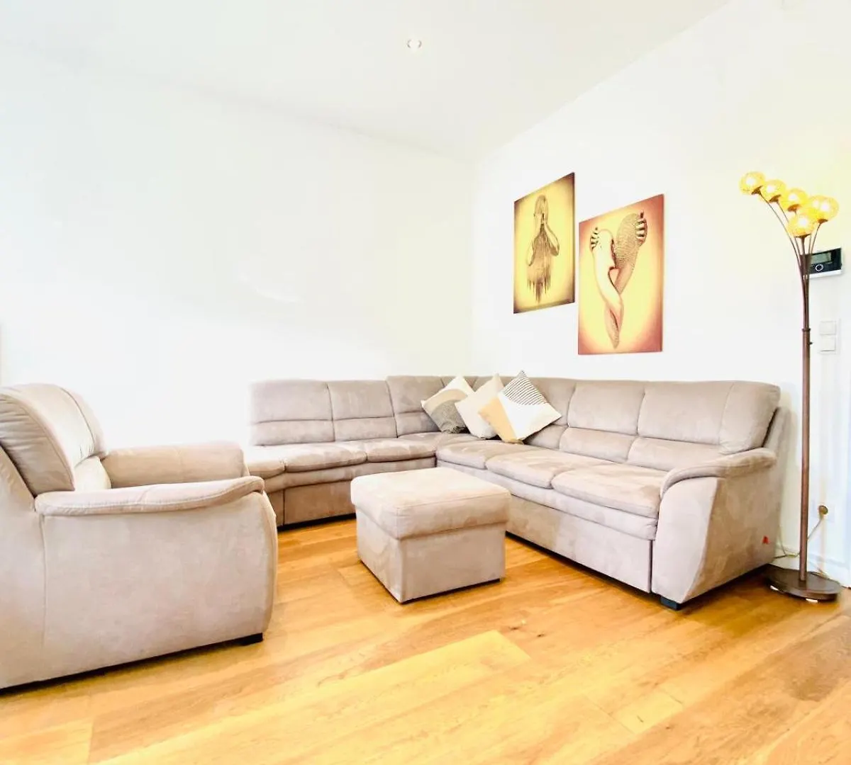 Elegant 2Br Apartment With Balcony Near Millennium City Vienna 0*,