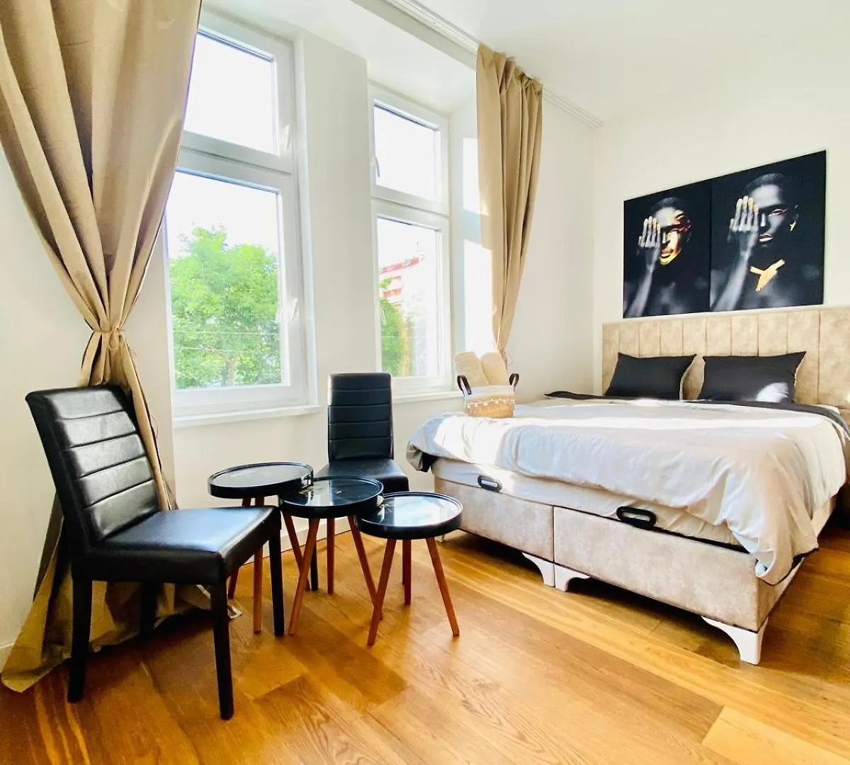 Elegant 2Br Apartment With Balcony Near Millennium City Vienna
